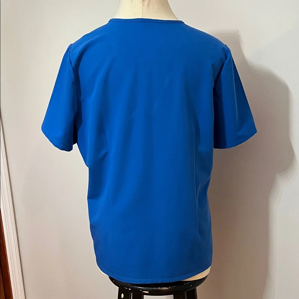 Figs Royal Blue V-Neck Short Sleeve Top Size XXL Technical Collection - Picture 4 of 7